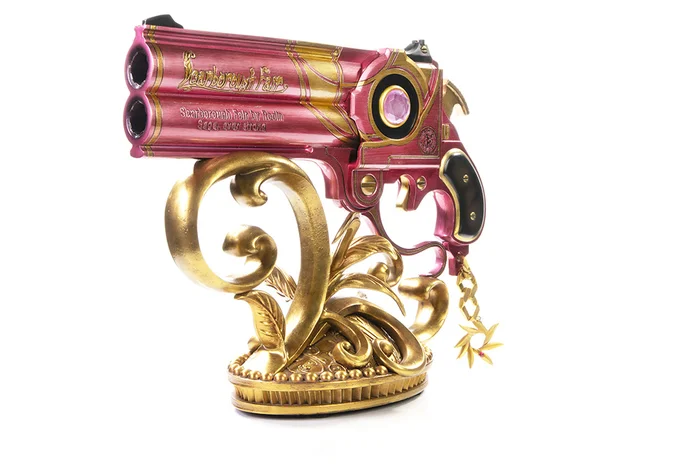 First 4 Figures Bayonetta Scarborough Fair Sage (Red) Prop Replica: Standard Edition Statue 2 First 4 Figures Bayonetta Scarborough Fair Sage (Red) Prop Replica: Standard Edition Statue - Image 2