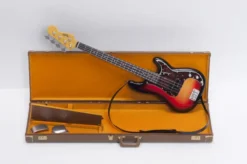 Fender The Best Collection: 1962 Precision Bass & Tolex Case 1/8th Scale Model 29 Fender The Best Collection: 1962 Precision Bass & Tolex Case 1/8th Scale Model -Doll Sale Shop 82b11d3676ef43bcb94f0bff9aed182a.jpg
