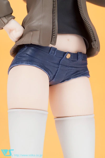 CharaGumin Kei | Girls Und Panzer Garage Kit 5 CharaGumin Kei | Girls Und Panzer Garage Kit - Image 5
