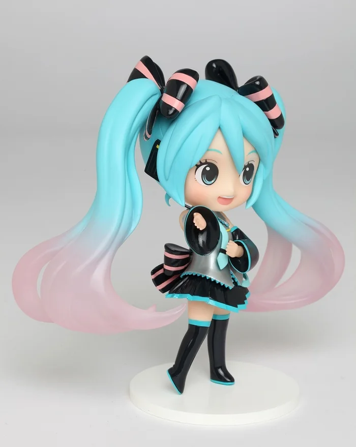 Taito Hatsune Miku Doll Crystal Figure 3 Taito Hatsune Miku Doll Crystal Figure - Image 3